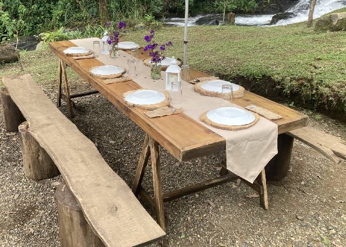 Mesa de picnic alta